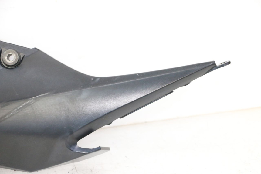 photo de CARENA SOTTO SELLA SINISTRA SUZUKI GSR 750 (2011 - 2017) - Ricambio usato controllato