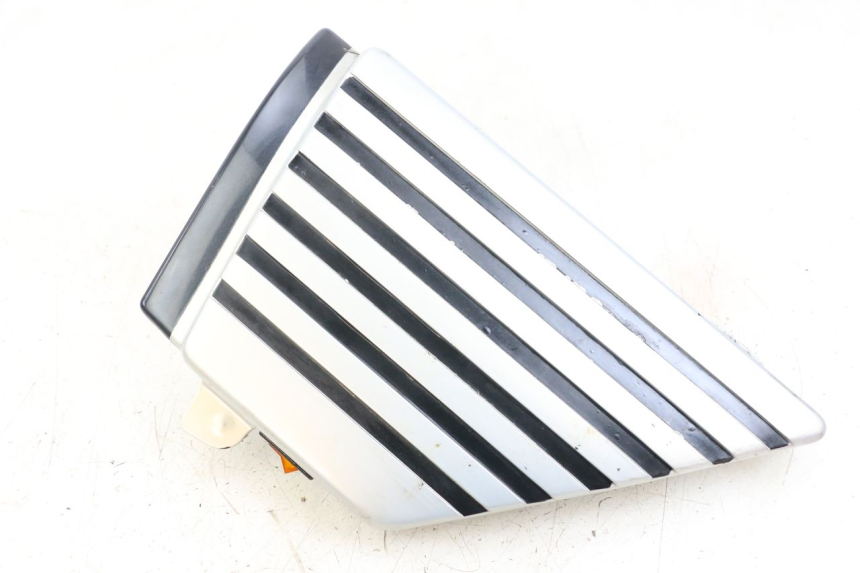 photo de CARENA SOTTO SELLA SINISTRA SUZUKI GSX E 250 (1982 - 1983) - Vista principale