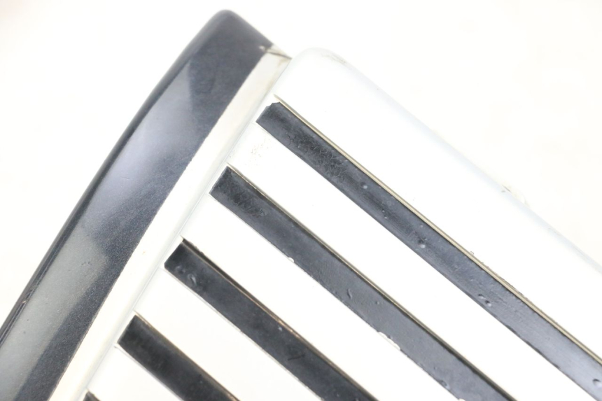 photo de CARENA SOTTO SELLA SINISTRA SUZUKI GSX E 250 (1982 - 1983) - Ricambio usato controllato