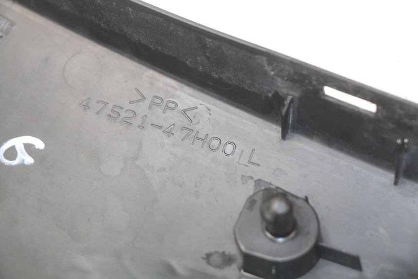 photo de COPERCHIO SOTTO SELLA SINISTRO SUZUKI GSX-R GSXR K16 1000 (2012 - 2016) - Altra angolazione