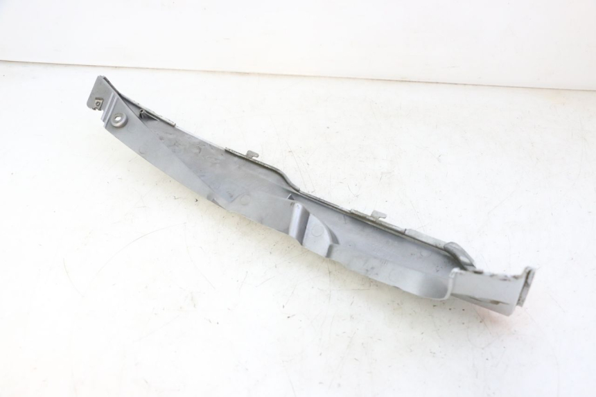 photo de CARENA SOTTO SELLA SINISTRA DAELIM HISTORY 125 (2001 - 2002) - Stato della superficie e materiale