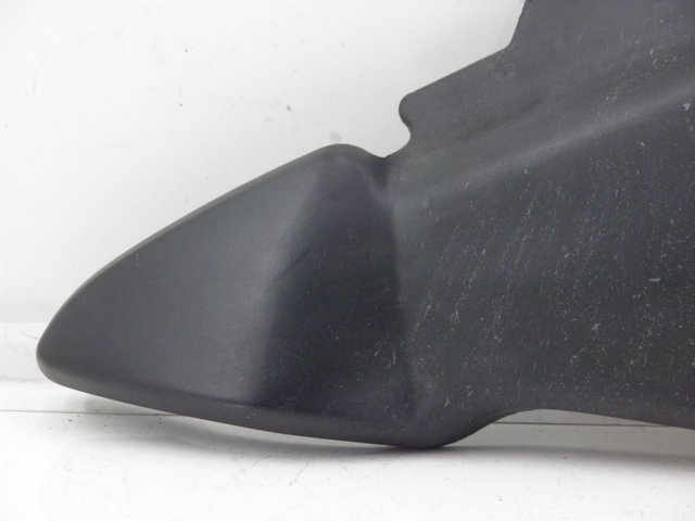 photo de CARENA SOTTO SELLA SINISTRA HONDA CBF S ABS 600 (2004 - 2007) - Altra angolazione