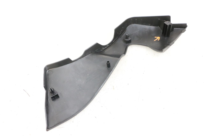 photo de CARENA SOTTO SELLA SINISTRA KYMCO K-PW K-PIPE 50 (2012 - 2017) - Primo piano tecnico