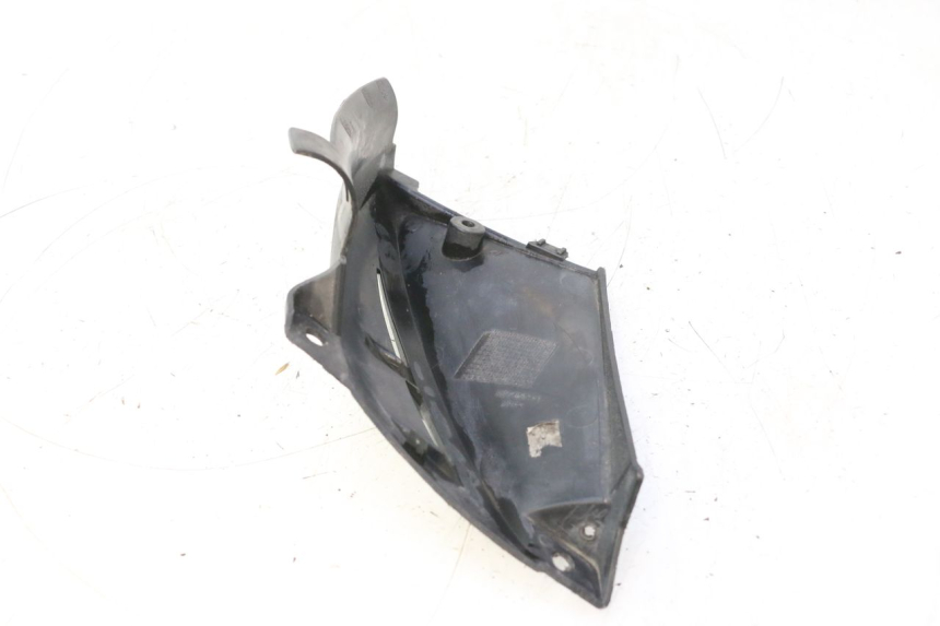 photo de CARENA SOTTO SELLA SINISTRA PEUGEOT LUDIX BLASTER 50 (2006 - 2014) - Zoom sullo stato d'uso