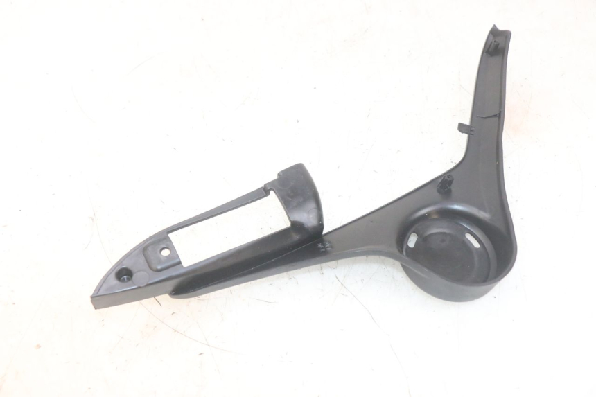 photo de CARENA SOTTO SELLA SINISTRA PIAGGIO MP3 HPE 300 (2019 - 2026) - Zoom sullo stato d'uso