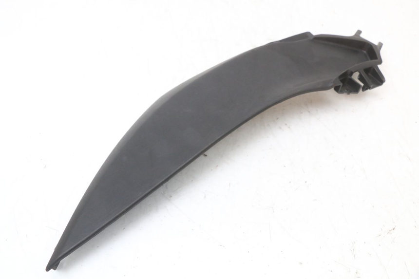 photo de CARENA SOTTO SELLA SINISTRA MBK MW TRYPTIK 125 (2014 - 2016) - Dettaglio del componente