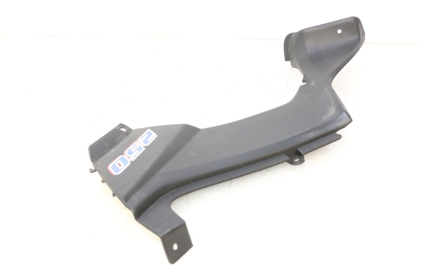 photo de CARENA SOTTO SELLA SINISTRA KYMCO MXU R 250 (2004 - 2010) - Altra vista dell'articolo