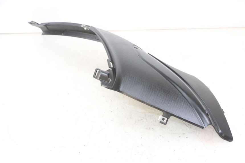 photo de CARENA SOTTO SELLA SINISTRA PIAGGIO NRG POWER PUREJET 50 (2018 - 2021) - Primo piano tecnico