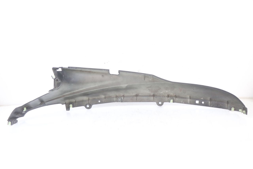 photo de CACHE SOTTO SELLA SINISTRA PEUGEOT DJANGO 125 (2014 - 2017) - Vista d'insieme del prodotto