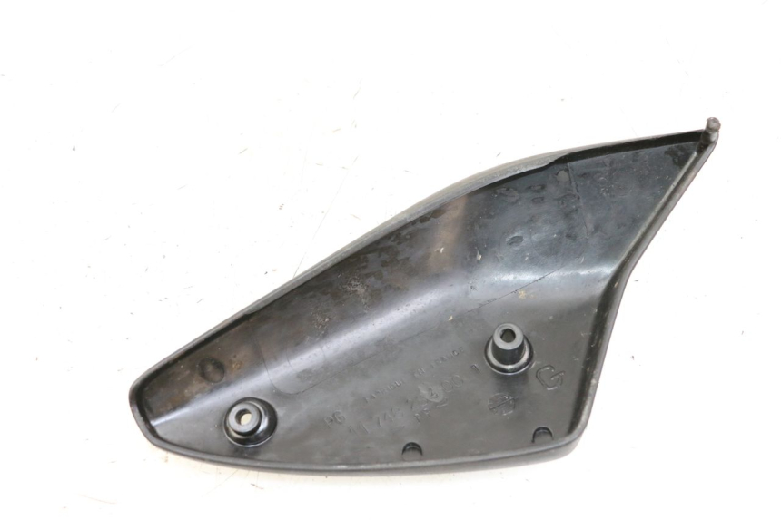photo de CARENA SOTTO SELLA SINISTRA PEUGEOT TKR TREKKER FURIOUS 50 (2005 - 2014) - Zoom sullo stato d'uso