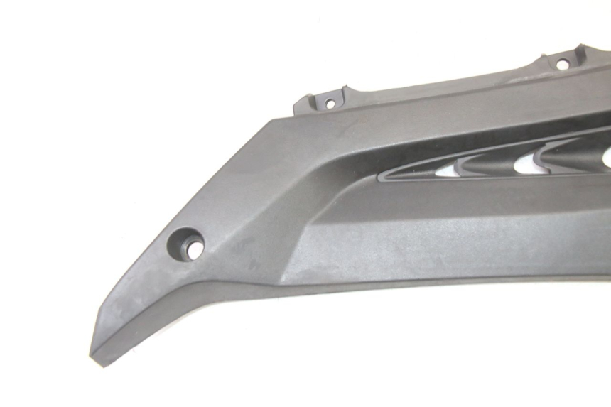 photo de CARENA SOTTO SELLA SINISTRA MAG POWER R-STREET 50 (2016 - 2025) - Dettaglio del componente