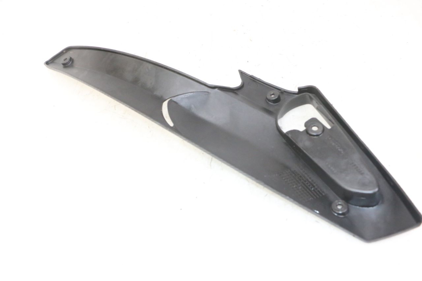 photo de CARENA SOTTO SELLA SINISTRA GILERA RUNNER SL 50 (2006 - 2009) - Zoom sullo stato d'uso