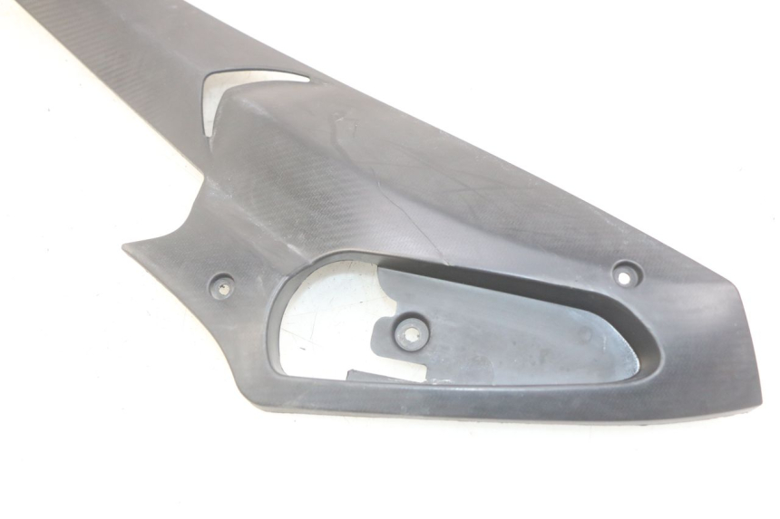 photo de CACHE SOTTO SELLA SINISTRO GILERA RUNNER SP 50 (2009 - 2017) - Vista d'insieme del prodotto