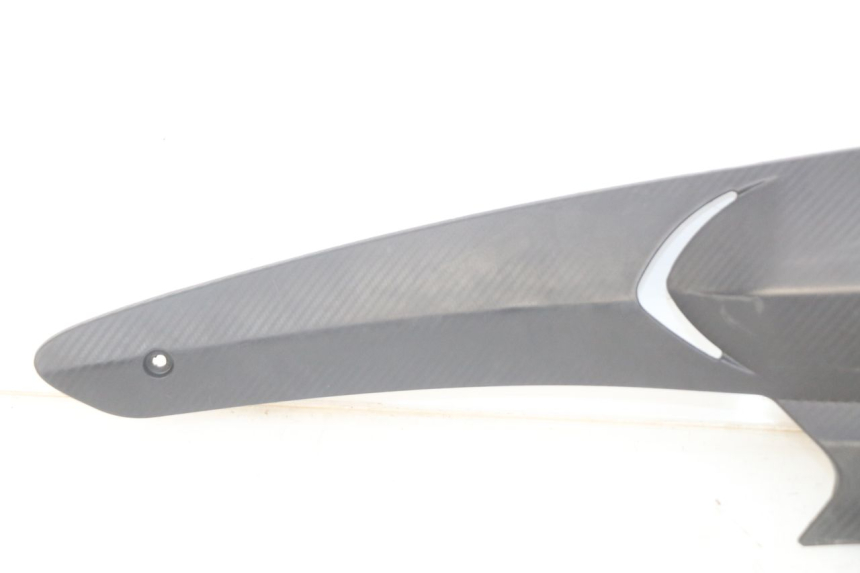 photo de CACHE SOTTO SELLA SINISTRO GILERA RUNNER SP 50 (2009 - 2017) - Primo piano tecnico