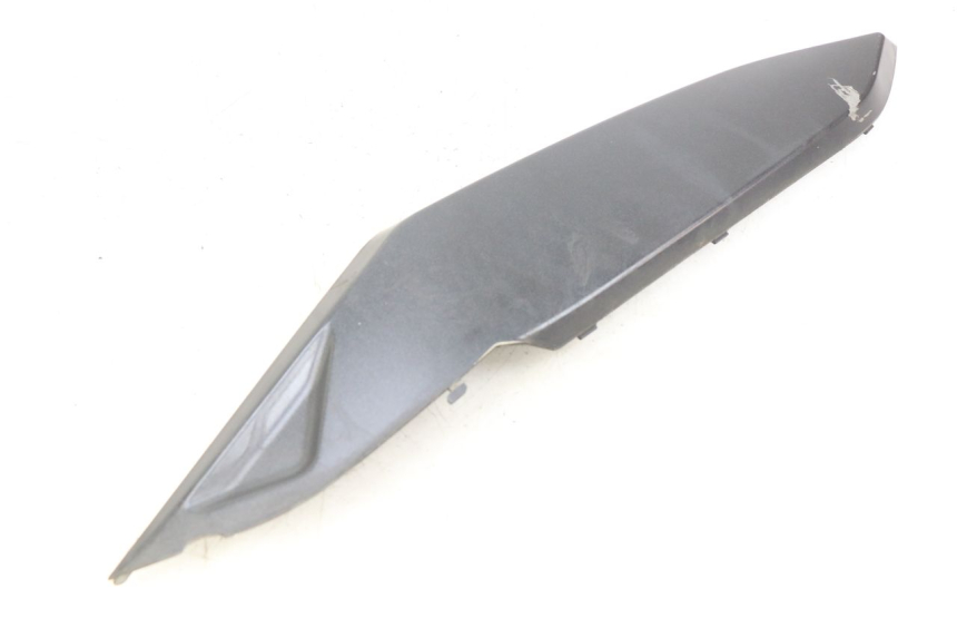 photo de COPERCHIO SOTTO SELLA SINISTRO DAELIM S3 125 (2010 - 2017) - Altra angolazione