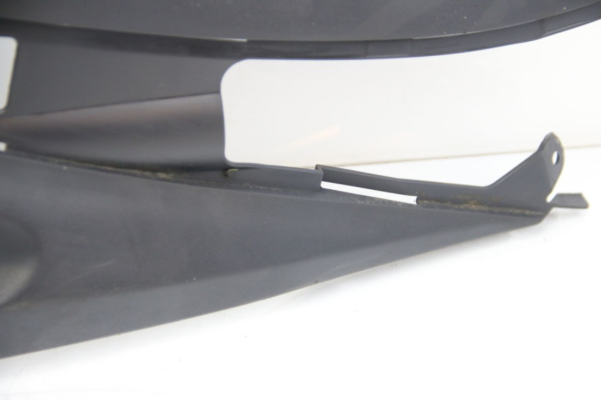 photo de CACHE SOTTO SELLA SINISTRO SUZUKI SIXTEEN 125 (2008 - 2010) - Altra angolazione