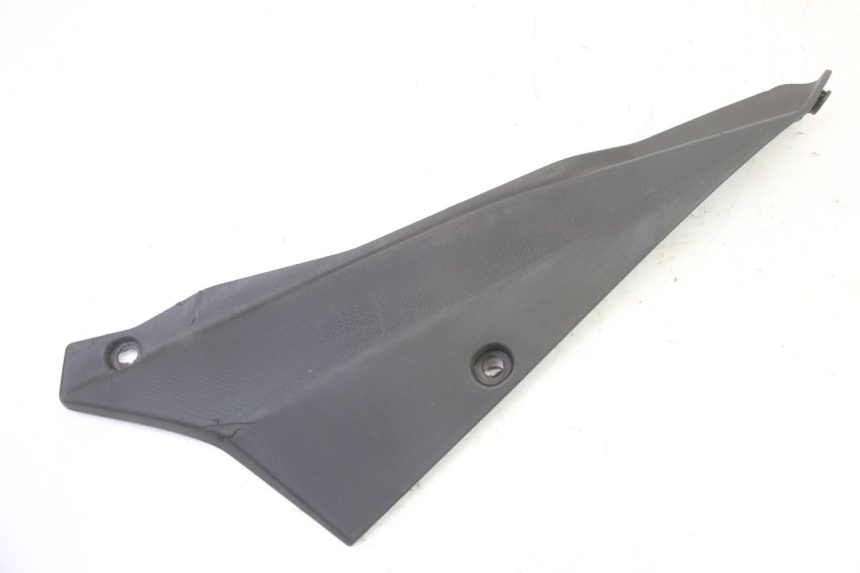 photo de COPERCHIO SOTTO SELLA SINISTRO GILERA SMT SUPERMOTARD 50 (2009 - 2017) - Vista principale