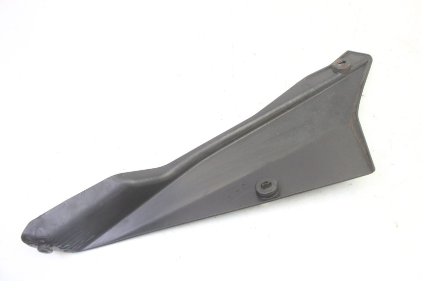 photo de COPERCHIO SOTTO SELLA SINISTRO GILERA SMT SUPERMOTARD 50 (2009 - 2017) - Dettagli dei punti di fissaggio