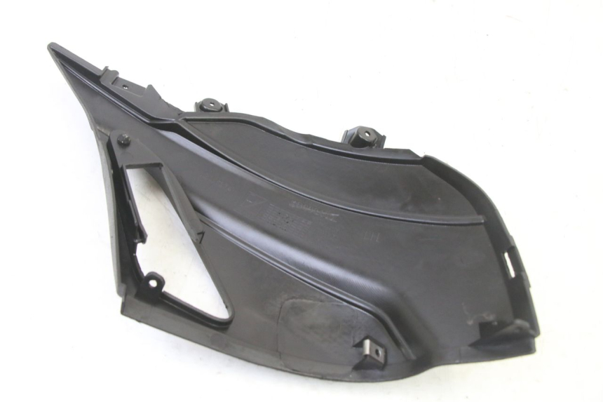 photo de CACHE SOTTO SELLA SINISTRA APRILIA SR 2T 50 (2018 - 2022) - Zoom sullo stato d'uso