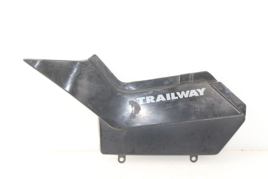 photo de COPERCHIO SOTTO SELLA SINISTRO YAMAHA TW 125 (1998 - 2002) - Vista principale