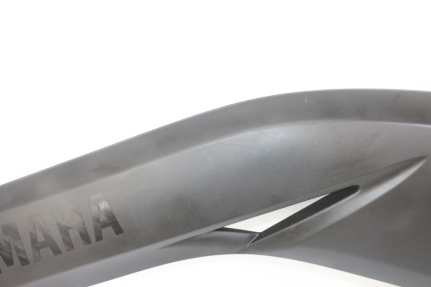 photo de COPERCHIO SOTTO SELLA SINISTRO YAMAHA X-MAX XMAX 125 (2010 - 2013) - Zoom sui componenti