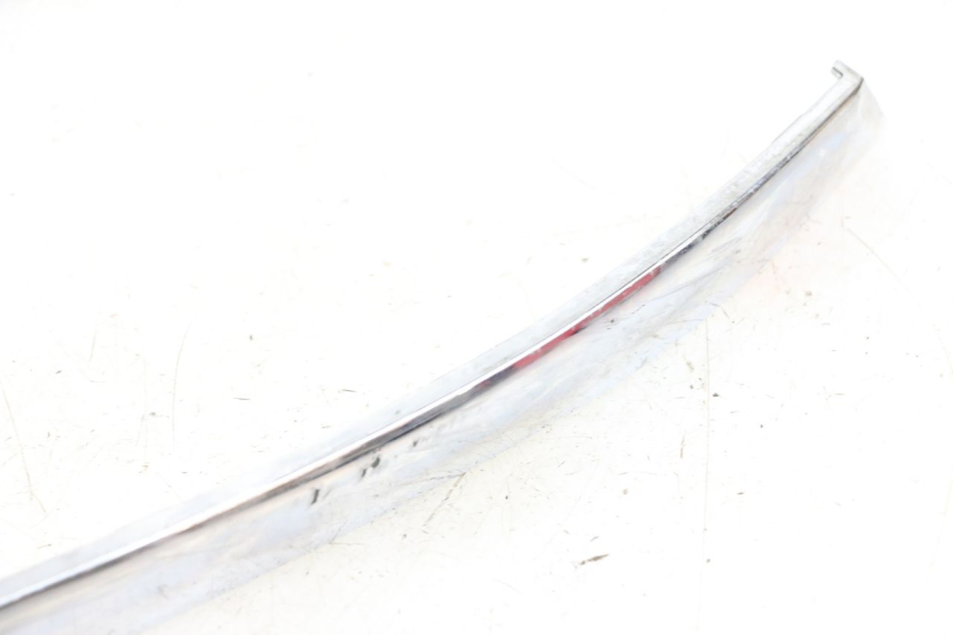 photo de CARENA SOTTO SELLA SINISTRA PIAGGIO X8 125 (2004 - 2007) - Zoom sullo stato d'uso