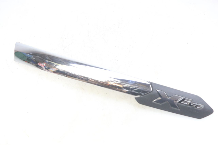 photo de COPERCHIO SOTTO SELLA SINISTRO PIAGGIO XEVO - X EVO 125 (2007 - 2017) - Vista principale