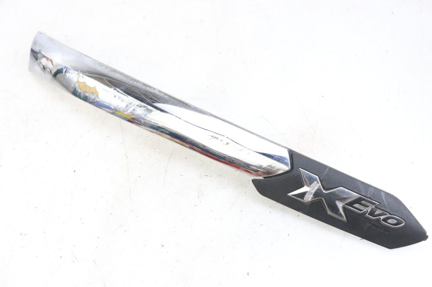 photo de COPERCHIO SOTTO SELLA SINISTRO PIAGGIO XEVO - X EVO 125 (2007 - 2017) - Vista principale