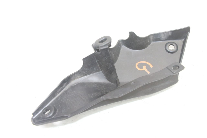 photo de CARENA SOTTO SELLA SINISTRA YAMAHA TRACER 7 700 (2020 - 2024) - Altra angolazione