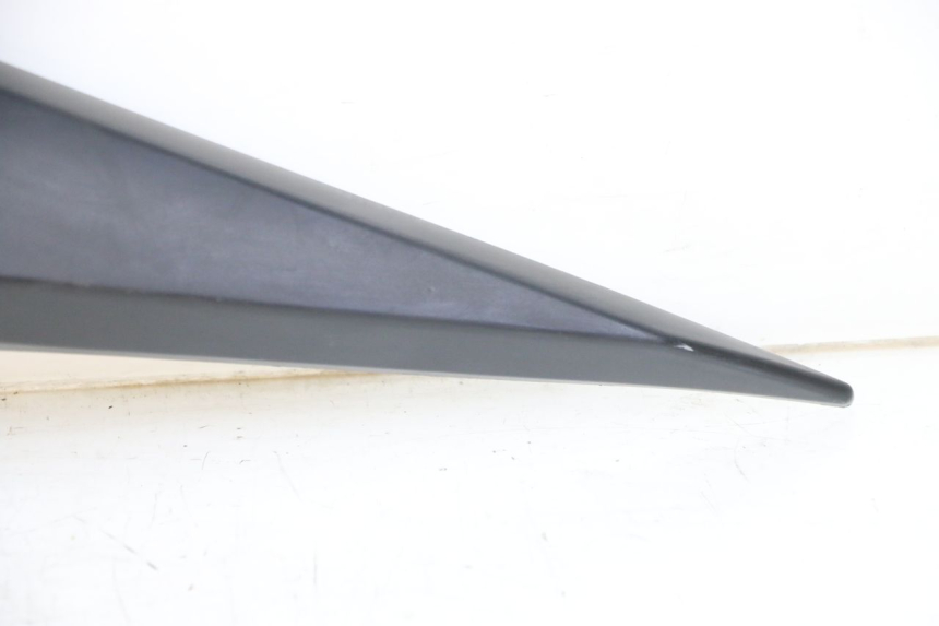 photo de COPERCHIO SOTTO SELLA SINISTRO YAMAHA XJ6 600 (2008 - 2016) - Altra angolazione