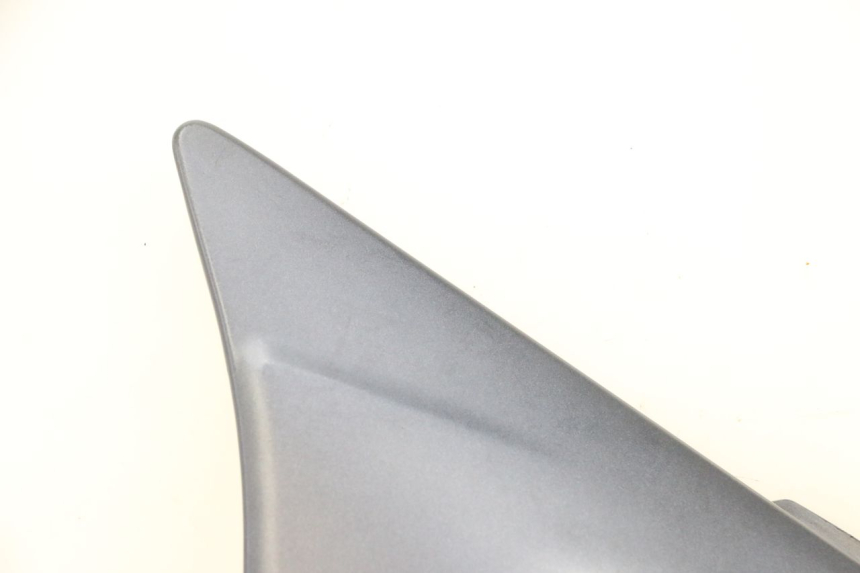 photo de CARENA SOTTO SELLA SINISTRA KAWASAKI ZR 7 750 (1999 - 2004) - Caratteristiche distintive