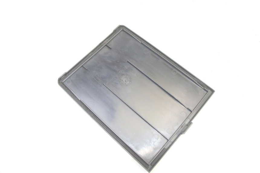 photo de CARENA SOTTO SELLA BMW K 75 RT 750 (1989 - 1997) - Zoom sullo stato d'uso