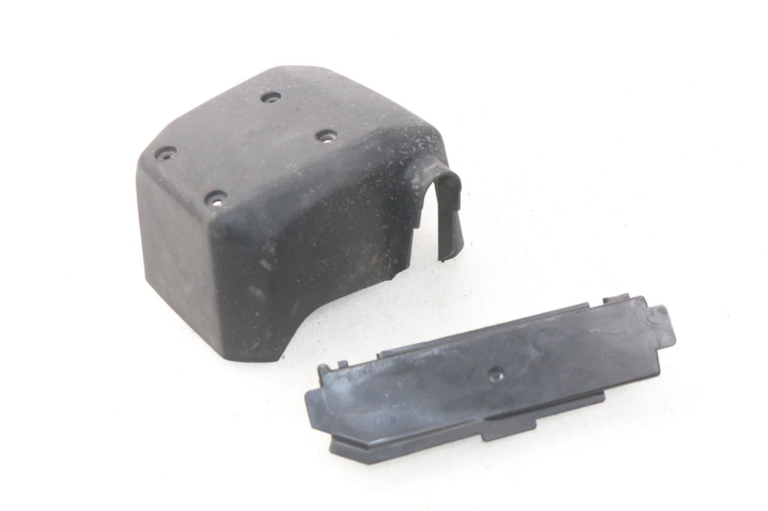 photo de COPERCHIO SOTTO SELLA BMW K100 1000 (1982 - 1990) - Dettaglio del componente