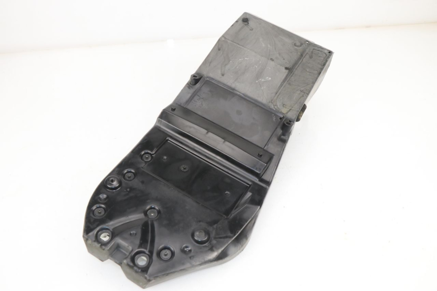 photo de CACHE SOTTO SELLA KAWASAKI Z 750 (2007 - 2013) - Altra angolazione