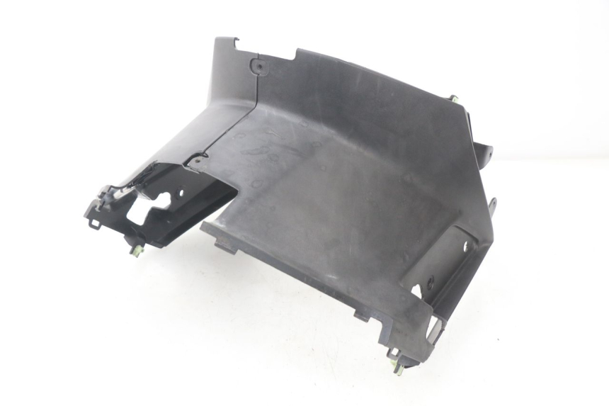 photo de COPERCHIO SOTTO SELLA PEUGEOT KISBEE 2T 50 (2010 - 2017) - Zoom sullo stato d'uso