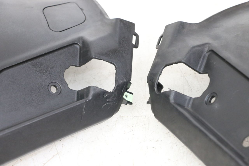 photo de CARENA SOTTO SELLA PEUGEOT KISBEE 2T 50 (2018 - 2022) - Primo piano tecnico