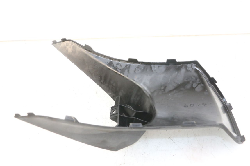 photo de COPERCHIO SOTTO SELLA KYMCO DINK 4T 50 (2007 - 2018) - Zoom sullo stato d'uso