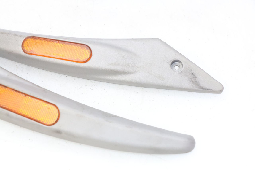 photo de COPERCHIO SOTTO SELLA PIAGGIO LIBERTY 4T 50 (2004 - 2008) - Altra angolazione