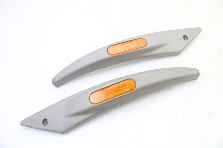 photo de COPERCHIO SOTTO SELLA PIAGGIO LIBERTY 4T 50 (2009 - 2015) - Vista principale