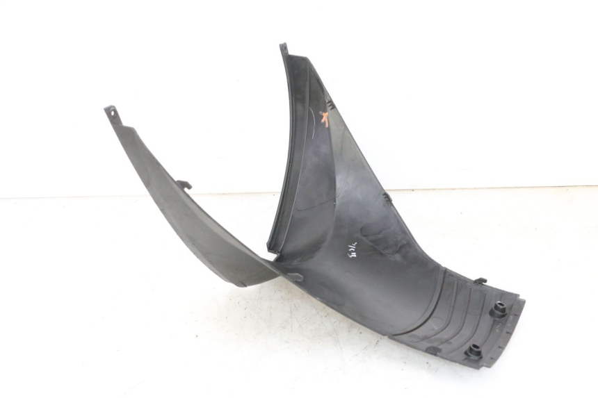 photo de COPERCHIO SOTTO SELLA PIAGGIO NEW TYPHOON 50 (2018 - 2021) - Altra angolazione