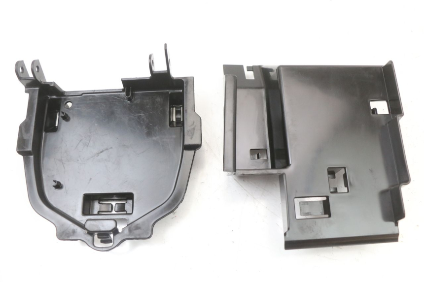 photo de CARENA SOTTO SELLA KAWASAKI NINJA 400 (2018 - 2023) - Vista principale