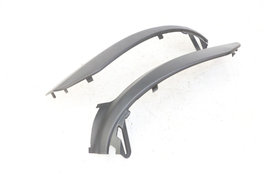 photo de CARENA SOTTO SELLA PIAGGIO NRG POWER PUREJET 50 (2018 - 2021) - Stato della superficie e materiale