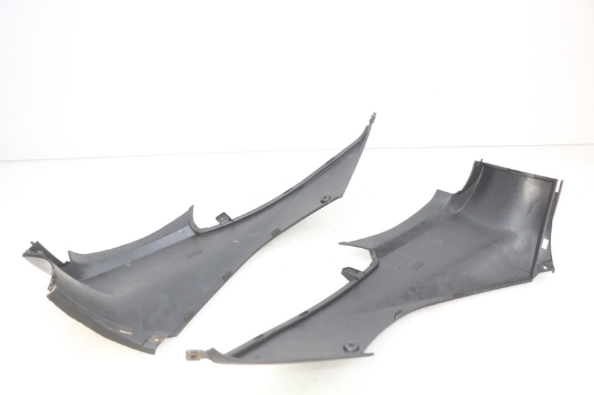 photo de CACHE SOTTO SELLA MBK OVETTO 2T 50 (2007 - 2017) - Primo piano tecnico