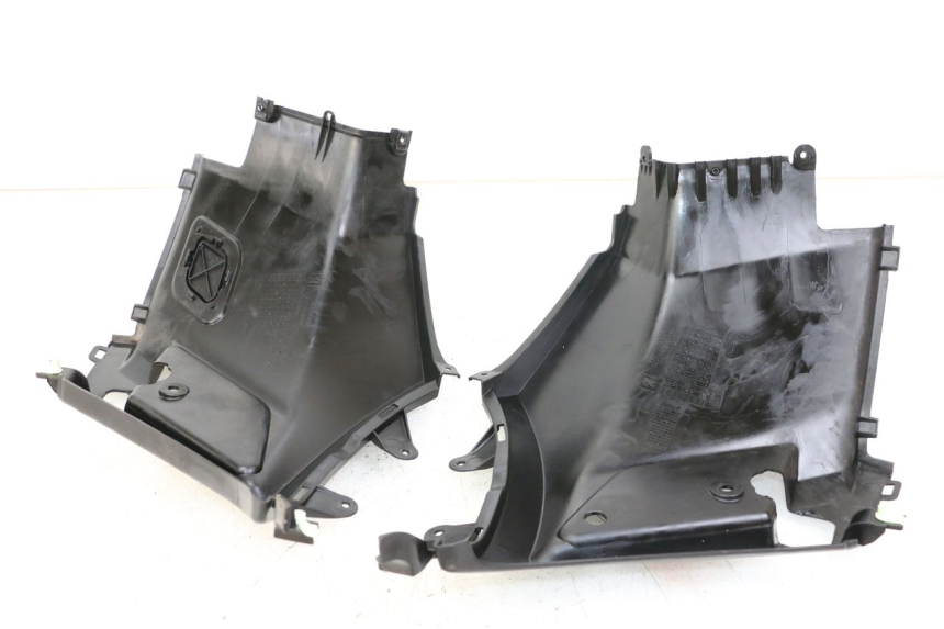 photo de CACHE SOTTO SELLA PEUGEOT KISBEE 4T 50 (2018 - 2022) - Altra angolazione