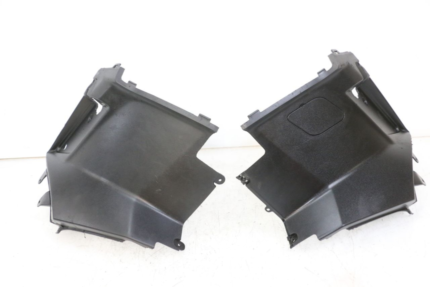 photo de CARENA SOTTO SELLA PEUGEOT STREETZONE 4T 50 (2018 - 2023) - Vista principale