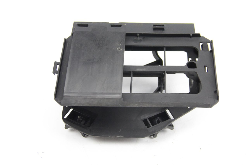 photo de COPERCHIO SOTTO SELLA BMW R GS 1200 (2005 - 2007) - Dettaglio del componente