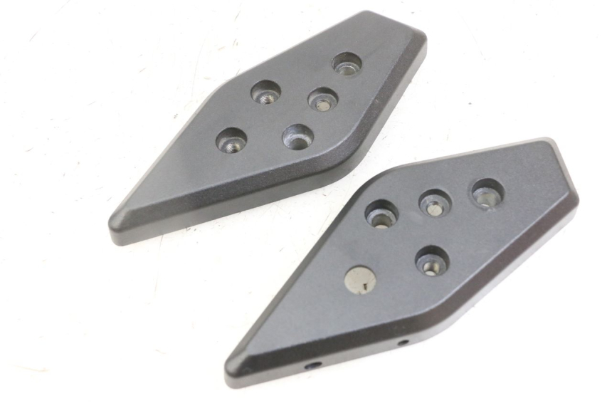 photo de CARENA SOTTO SELLA ROYAL ENFIELD HYMALAYAN 410 (2016 - 2023) - Vista principale