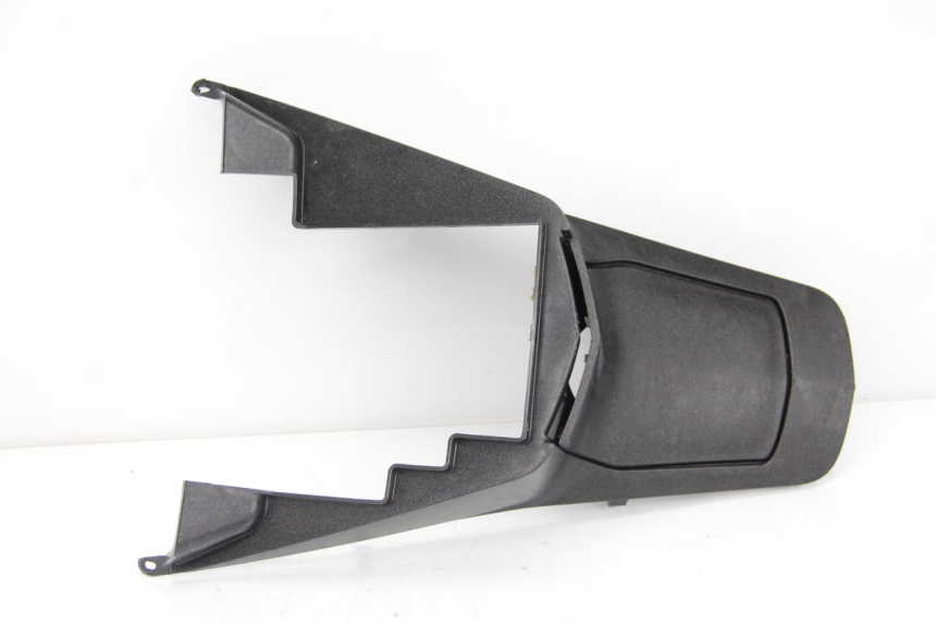 photo de COPERCHIO SOTTO SELLA PEUGEOT SATELIS 125 (2013 - 2018) - Altra angolazione