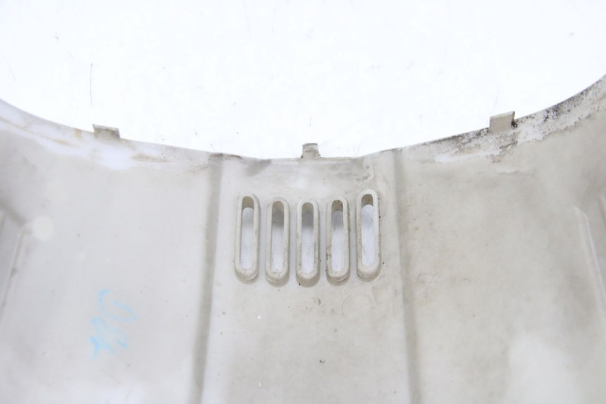 photo de COPERCHIO SOTTO SELLA APRILIA SCARABEO 4T 50 (2009 - 2017) - Stato della superficie e materiale