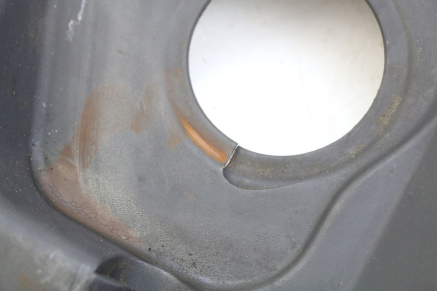 photo de CACHE SOTTO SELLA SUZUKI SIXTEEN 125 (2008 - 2010) - Dettaglio del componente